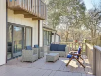 Hot Tub, Deck & Grill: Brookshire Gem Near Venues Hotels in Waller County