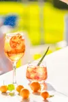Century Resort - bar