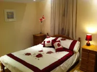 High quality and luxurious barn conversion close to the sea