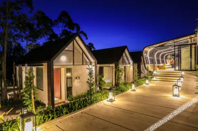 Sunsetfalls Gardens and Resort Hotel dekat Agrowisata Kopeng "Gunungsari"