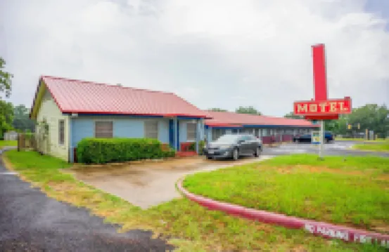 Budget Inn by OYO Palestine TX Hwy 79