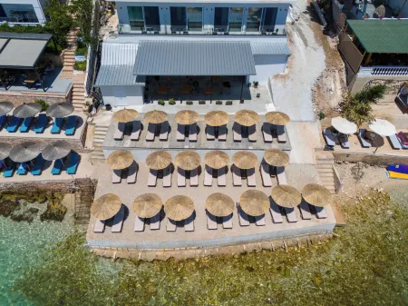 Lluka Sea Side Отели рядом с достопримечательностью «Saranda Municipality public beach»