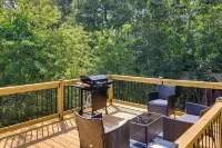 Fairhaven Harbor-front Gem - Steps From the Water! - Wifi