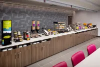 Home2 Suites by Hilton Clearwater St. Petersburg Ulmerton Rd - breakfast