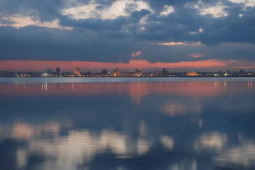 S + 1 Marsa Road Hotels in El Kram