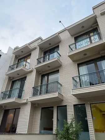 Uds Villa - Scandinavian B&B - Next to Vfs Отели рядом со станцией Rajiv Chowk