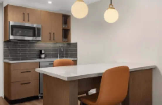 Hyatt House Mississauga / Airport Corporate Centre