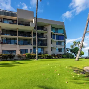 Magnificent Oceanfront Luxury Dolphin Suite with Your Own Private Elevator!