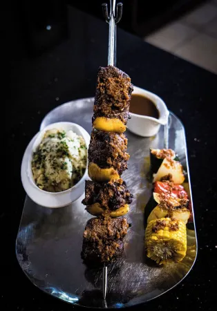 Emerald Maraboon Motor Inn Отели в г. Эмеролд