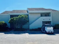 Steps to private beach in Gated Sawgrass Community! Renovated Condo. Hotels in Sawgrass