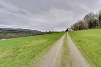 17-Acre Vermont Escape w/ Panoramic Mountain Views - Homestays