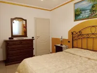 Panoramic apartment only 10 km from the sea Hotels in Montescudaio