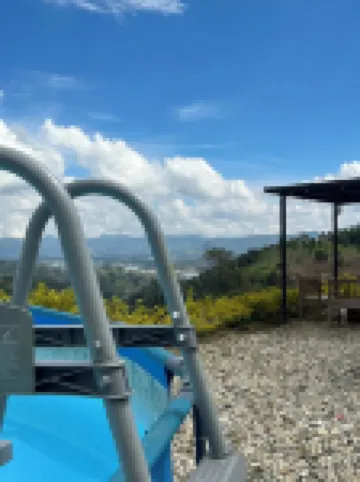 LK| Villa Amore Luxury and Nature with Spectacular Views of Guatapé and El Peñol Hotels in El Penol