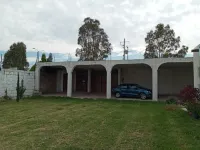 Contemporary home near Haciendas and vineyards 3 bedrooms 2,733 sq/ft Hotels in San Juan del Rio