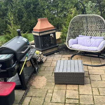 Gorgeous Newer 2 Story House in Friendly Neighborhood w Salt Water Hot Tub