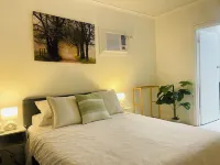 Entire One Bed Room Unit in Norwood, Adelaide. 8 Min drive to the City Centre