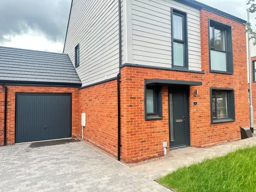 Top of the range luxury 4 bedroom house