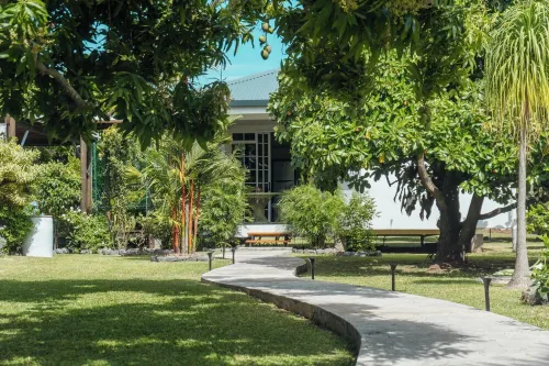 Bungalow Heipoe, Idéal Pour Passer un Séjour Dans un Cadre Enchanteur Hotels in Pirae