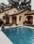 West Park House | Relaxing Park Life - Uima-altaat