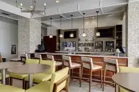 比洛克西希爾頓逸林飯店 - 酒吧