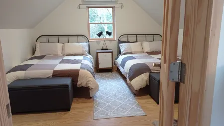 Hike/Shop/Remote Work/Relax/Mount Airy Casino/Camelback Resort Отели в г. Парадайс Тауншип