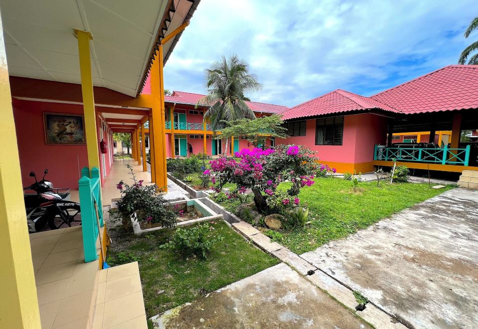 파파야 리조트의 해변 근처 전경 이미지