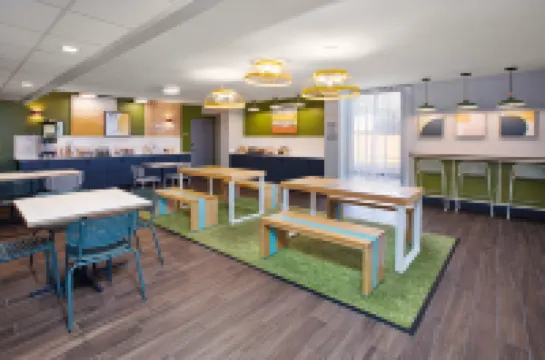 สปาร์ค บาย ฮิลตัน แจ็คสัน ริดจ์แลนด์ โรงแรมในแจ็กสัน