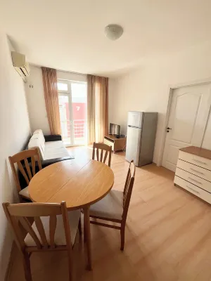 Sunny Day 5 apartment Hotels in 