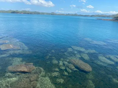 Charming 2-bedroom, 2.5 bath Over-water House on Secluded Beach! Hotels in 