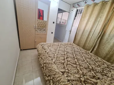 Quiet apartment near the sea Hotels in Quartier de L'Ocean