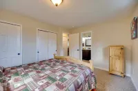 Comforting Woodland Park Home w/ Fire Pit!