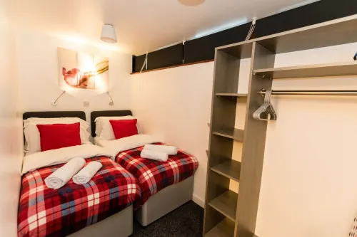 1 Bedroom Newton Apartment. Free Parking. Garden. Wigan