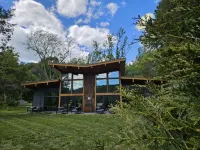 Piedmont Grove Hotels in Massies Mill