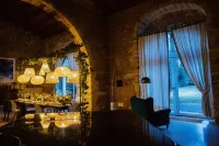 Dimora del Piano-Villa immersed in nature and surrounded by 40 hectares of vineyards Hotels in Vittoria
