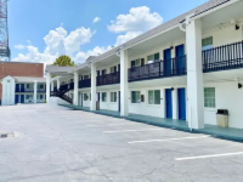 蓋恩斯維爾小屋酒店