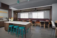 Tru by Hilton Joliet Plainfield Các khách sạn ở Plainfield