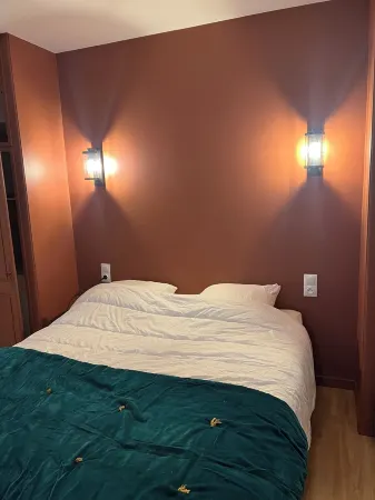 Quiet mountain apartment near ski resort Отели в г. Танэнж