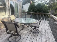 3-bedroom cozy home  in wonderful Selden , Great location close to all. Hotel a Selden