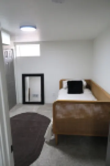 Clean home, walking distance to many businesses—close to downtown!