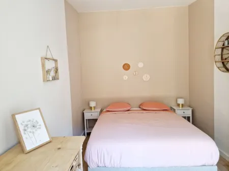 Mazet de Charme Avec Jacuzzi au Calme