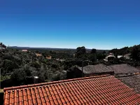 Casa do Largo, um Refúgio Encantador. Aceitam-se Animais de Estimação! Hotels in Castelo Branco