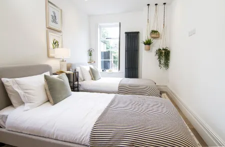 Beautiful, stylish ground floor Georgian apartment Отели рядом с достопримечательностью «Clitheroe Castle»