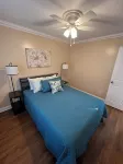 Charming 2-bedroom apartment in lovely Wartburg. Close to Hiking & Kayaking
