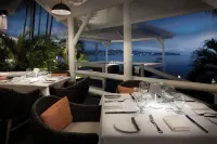 Windjammer Landing Villa Beach Resort - breakfast