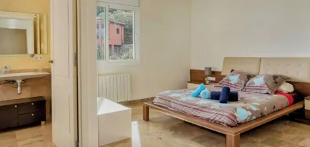 Gorgeous and Serene Villa with Pool and Sea view x1f60a;