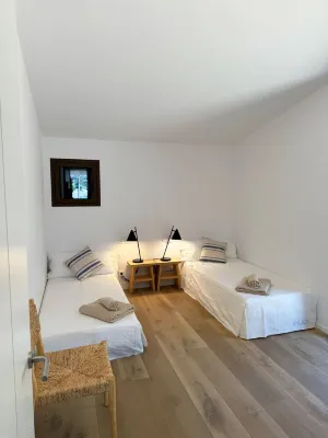 Casa del Ros with Ocean View Hotels in Cadaqués