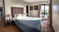 Nyikani House – Safari Stay with Mt. Kenya Views