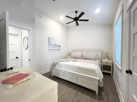 Newly built ContemporaryCoastal Villa