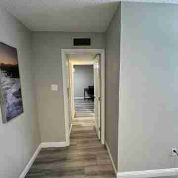 1BR Retreat • Cozy & Bright Others