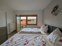 Sonnige Fewo mit Balkon und See Nähe